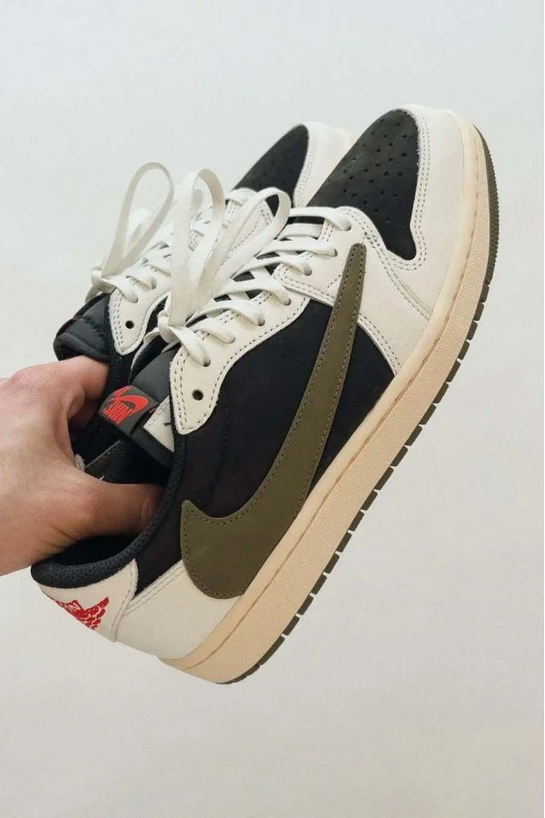 Travis Scott x Nike Air Jordan 1 Low OG WMNS "Medium Olive" 聯名款 倒鉤 橄欖綠(請私官方LINE報價)