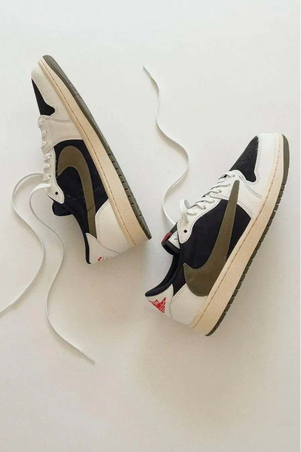 Travis Scott x Nike Air Jordan 1 Low OG WMNS "Medium Olive" 聯名款 倒鉤 橄欖綠(請私官方LINE報價)