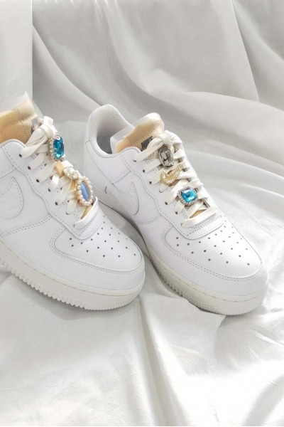 Nike Air Force 1 07 LX 寶石 小白鞋 (女款)
