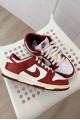 Nike Dunk Low PRM Team Red 復古酒紅