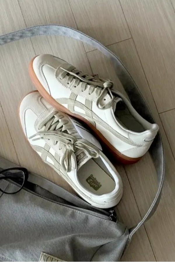 Tiger Onitsuka Tokuten 奶油沙 