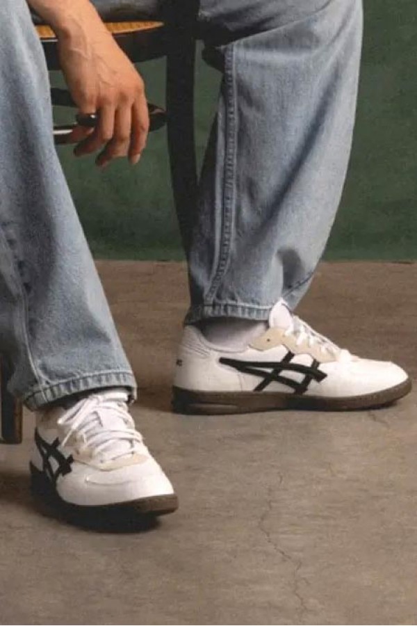 Asics Skyhand OG 白黑