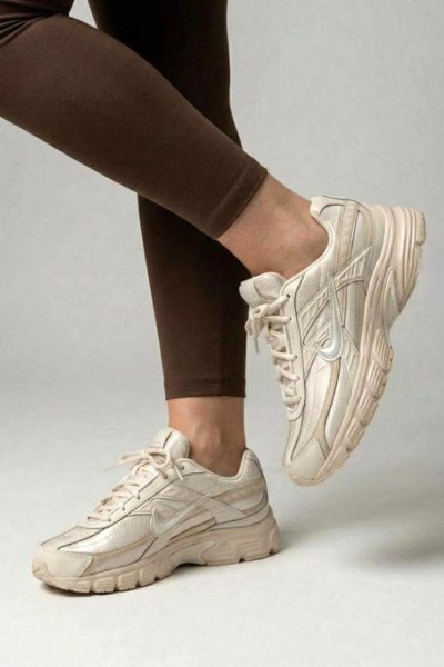 Nike Initiator 奶油白 老爹鞋