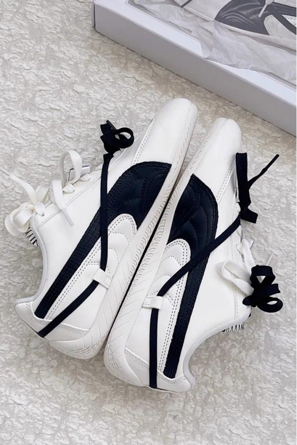 Rosé x Puma Speedcat Leathe 奶油黑