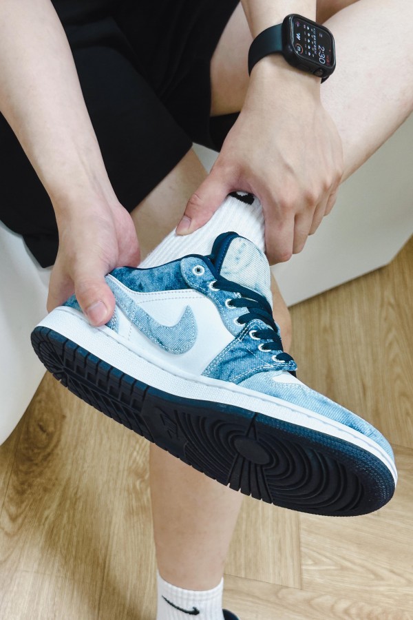 Nike Air Jordan 1單寧牛仔 