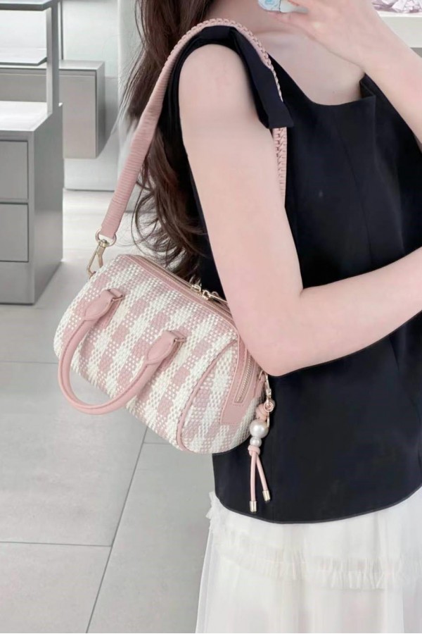 Charles & Keith 小ck 格紋保齡球包 Charles & Keith 小ck 格紋保齡球包
