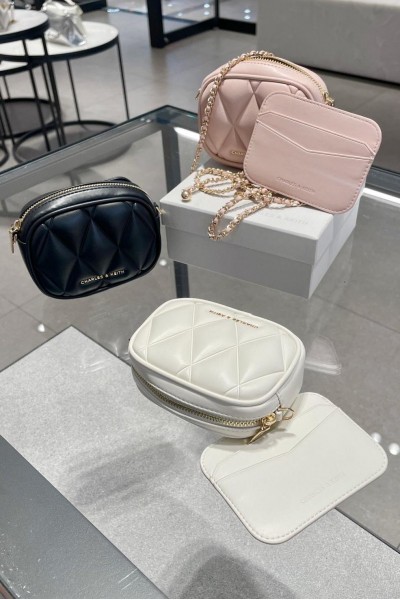 Charles & Keith 小CK 菱格迷你包 (4色)