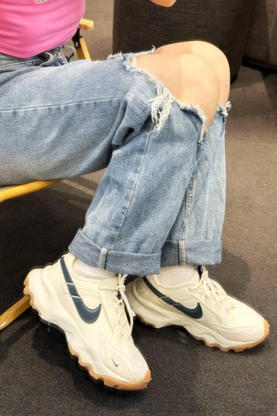 Nike TC7900 奶白深藍 老爹鞋