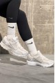 Nike Zoom Vomero 5 米白