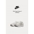 Nike Zoom Vomero 5 米白