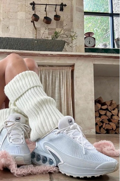 Nike Air Max Dn 全白