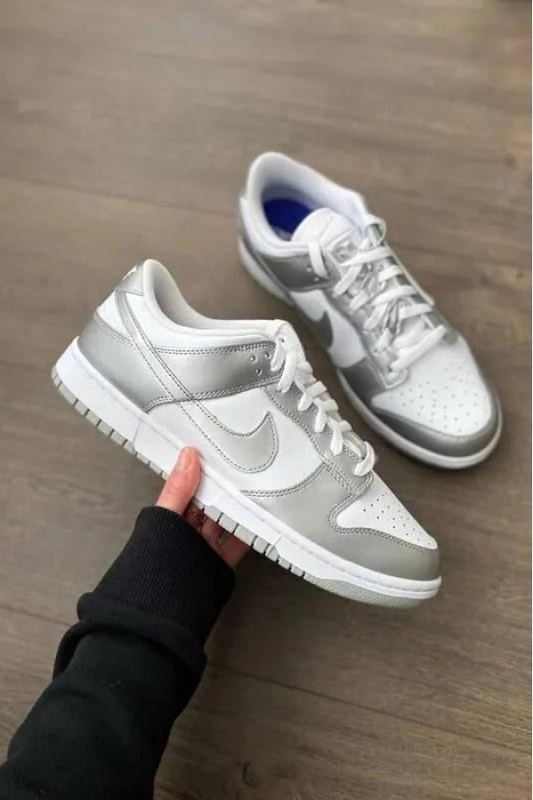 Nike Dunk Low 金屬銀白