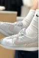 Nike Cortez Wmns 緞面米白
