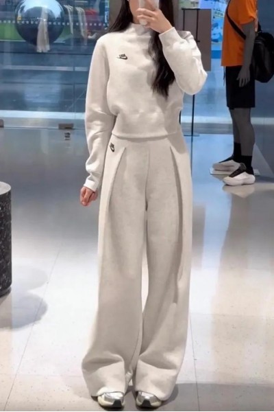 Nike Sportswear Tech 太空棉 闊褲