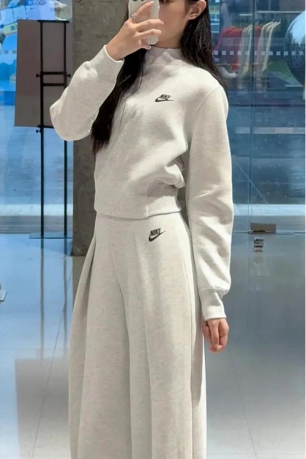 Nike Sportswear Tech 太空棉 闊褲