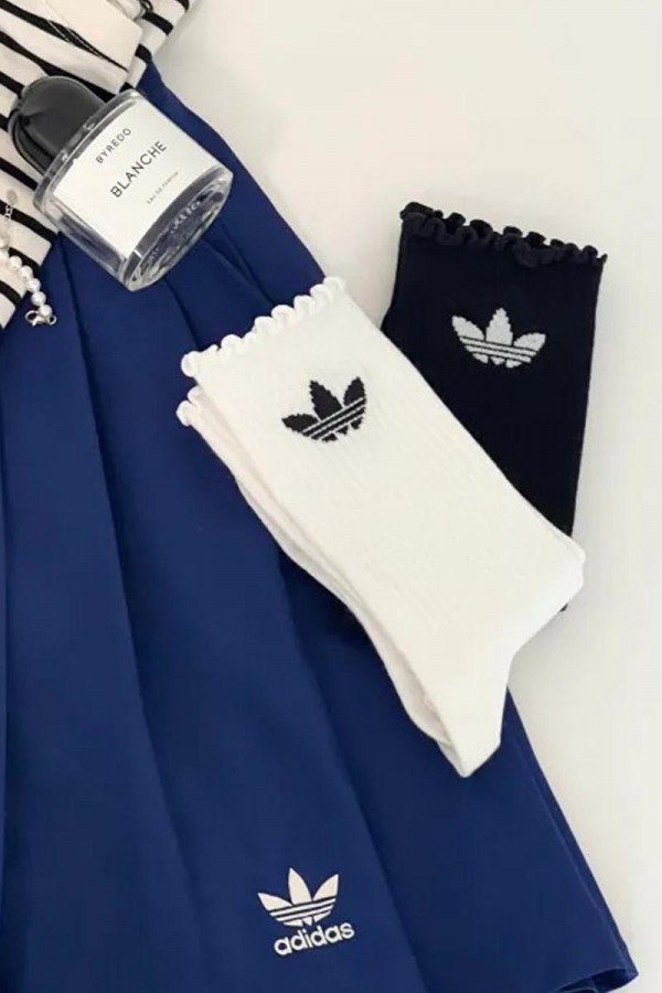 Adidas 荷葉邊 中筒襪 黑/白(一組)