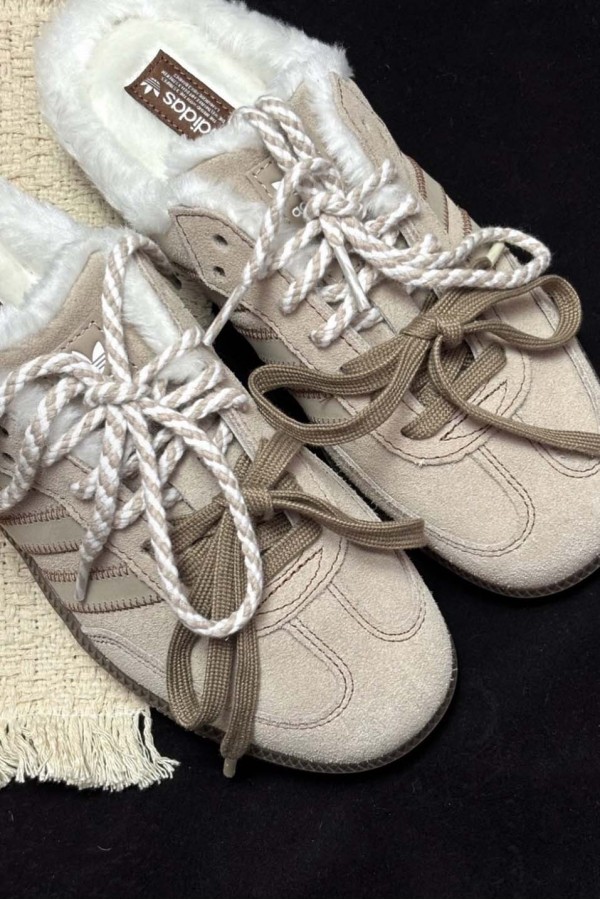 Adidas Samba OG 毛絨 穆勒鞋 米白