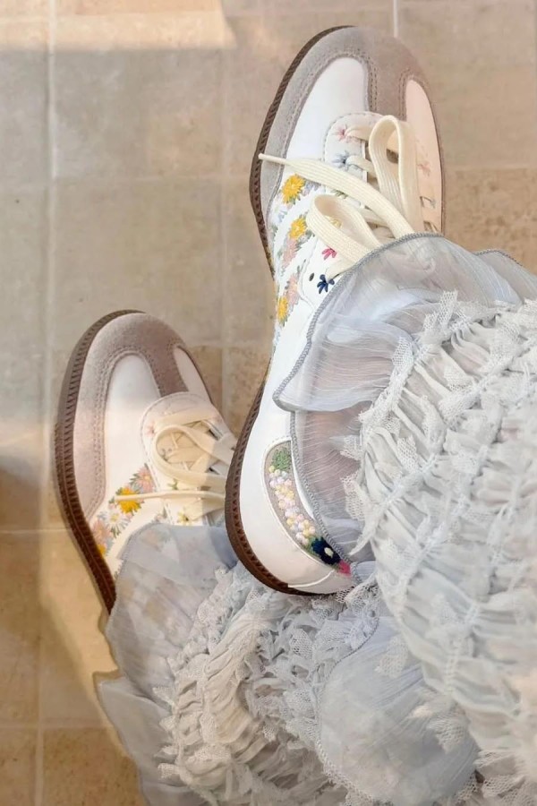 Adidas Samba OG 刺繡花卉 白金
