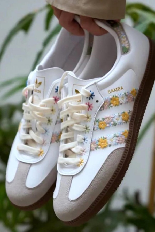Adidas Samba OG 刺繡花卉 白金
