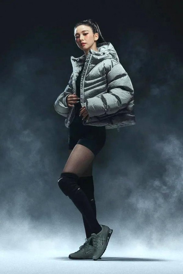 Nike Shox Z 未來 銀灰