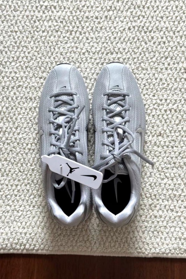 Nike Shox Z 未來 銀灰
