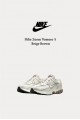 Nike Zoom Vomero 5 米棕
