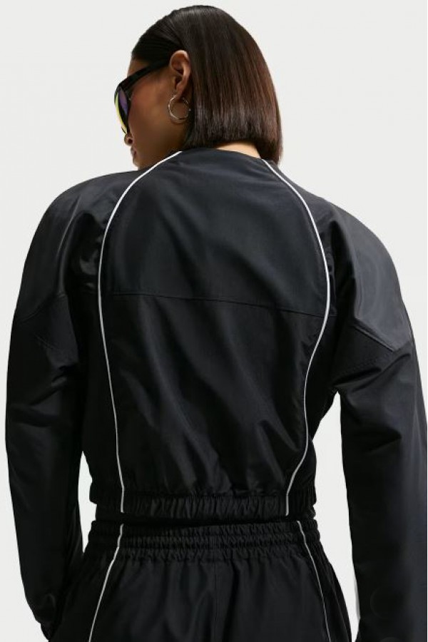  Nike Sportswear 短版 外套