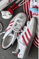 Adidas Gazelle X Hello Kitty 聯名白紅