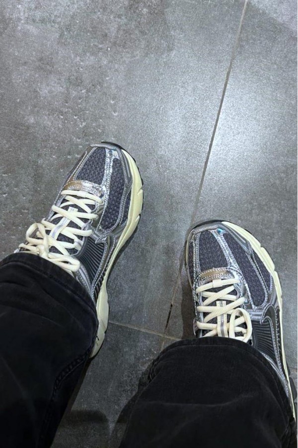 Nike Zoom Vomero 5 (GS) 鐵灰銀