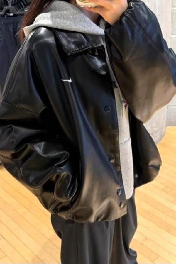 Nike Sportswear 豹紋領 皮外套