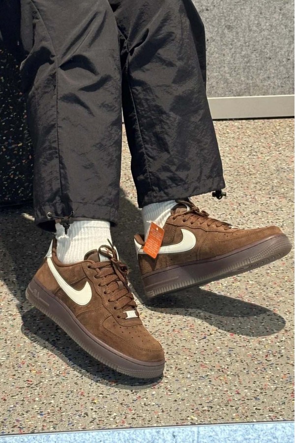 Nike Air Force 1 麂皮 可可棕