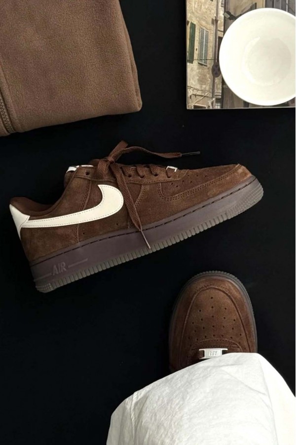 Nike Air Force 1 麂皮 可可棕