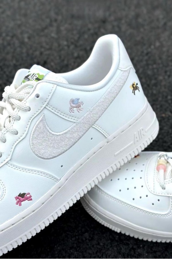 [2026馬年限定] Nike Air Force 1 刺繡 飛馬 奶油白
