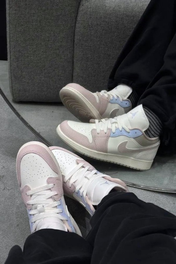 Nike Air Jordan 1 (GS) 馬卡龍 粉白藍
