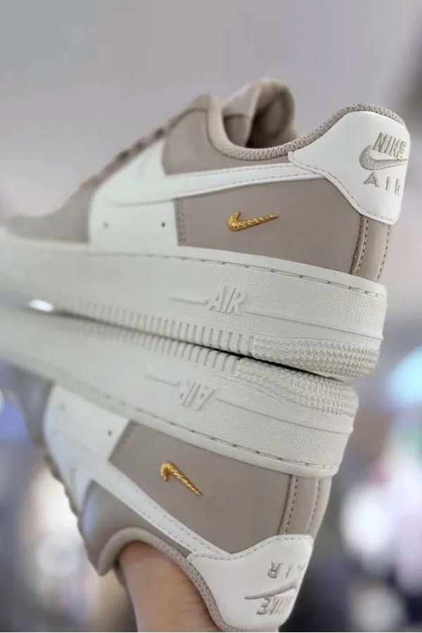 Nike Air Force 1 燕麥奶茶 小金勾
