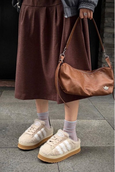 Adidas Campus 00S 毛茸茸 穆勒拖鞋 奶茶