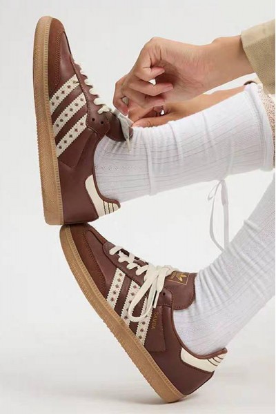 Adidas Sambas OG 棕白