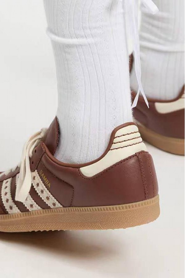 Adidas Sambas OG 棕白