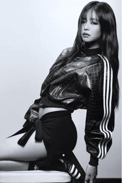 Adidas Pleather Crocodile 鱷魚紋外套 JENNIE同款