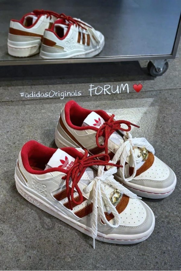 [2026馬年限定]  Adidas Originals Forum Low 馬毛 白紅