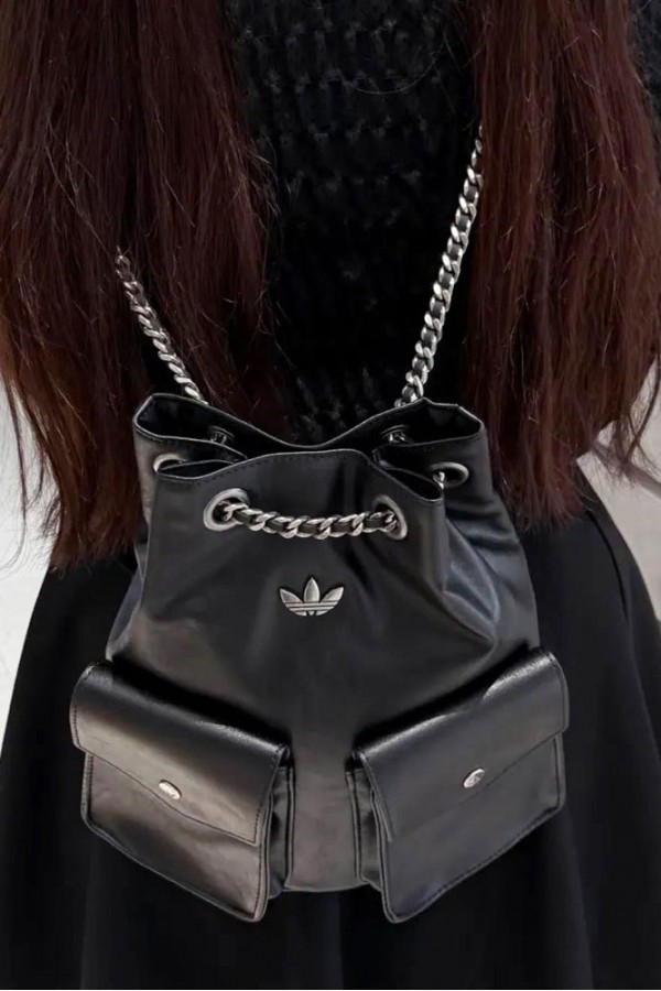 Adidas Classick 小香風 後背包 / 機車包