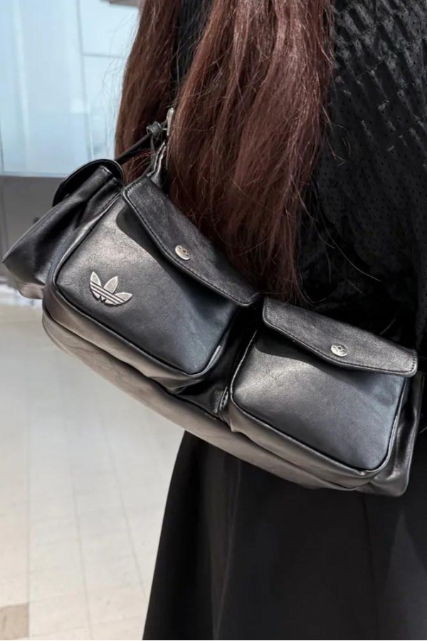 Adidas Classick 小香風 後背包 / 機車包