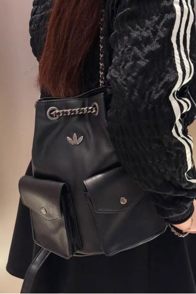 Adidas Classick 小香風 後背包 / 機車包