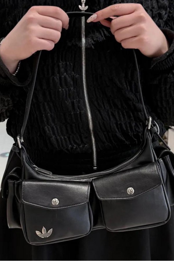 Adidas Classick 小香風 後背包 / 機車包