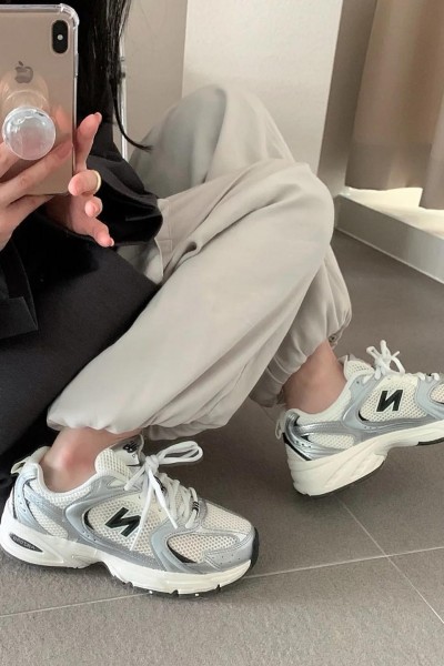NB 530 白銀黑