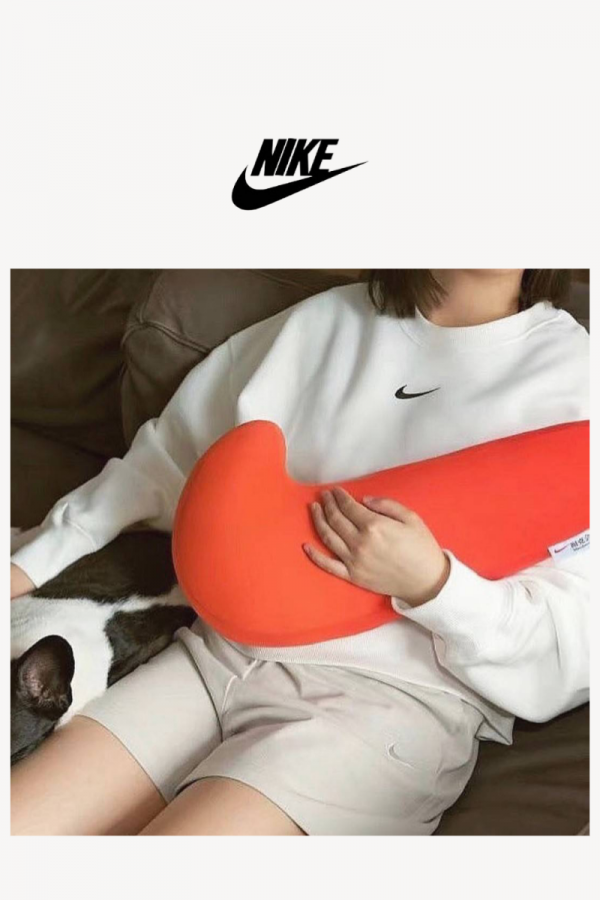 Nike 限定 大Logo抱枕