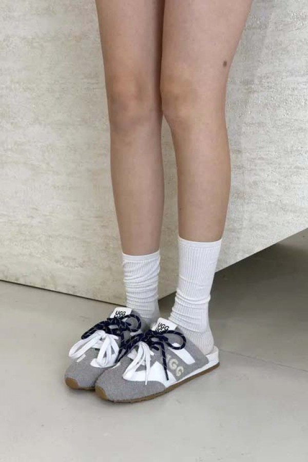 Ugg Ozwear 運動風綁帶拖鞋(2色)