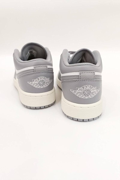 Nike Air Jordan 1 新色奶油高級灰