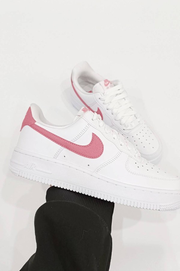 Nike Air Force 1 白粉勾