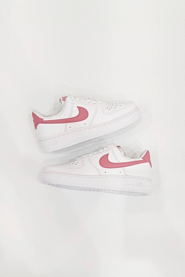 Nike Air Force 1 白粉勾